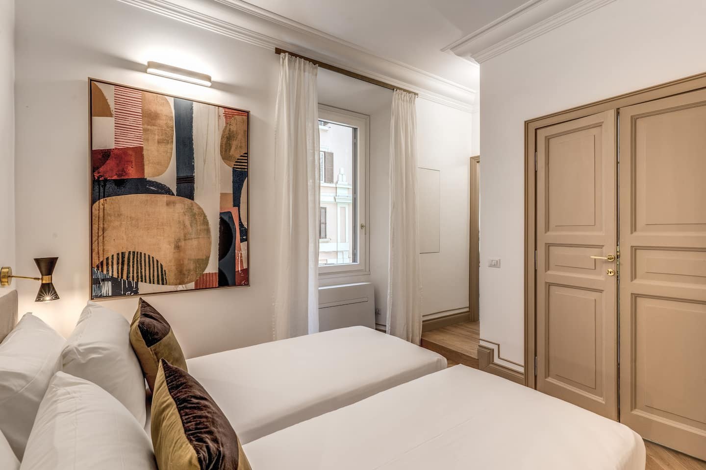Trastevere · Elegant Essences · 7
